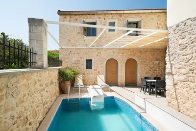 Image de Villa en pierre, emplacement parfait pour explorer l'ile