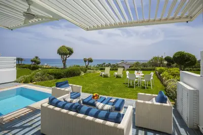 Image de Prsb4 Sirina Pearl Sea Front Villa