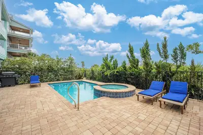Image de Sea Gem, 8 chambres, 16 personnes, plage de cannelle, piscine privée, ascenseur