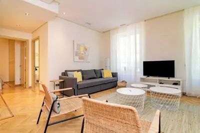 Image de Deluxe Apartment Velazquez Suites Iii