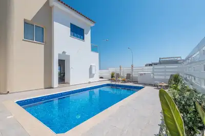 Image de Narcissos Bay View Villa