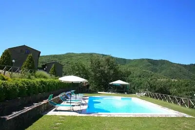 Image de Magnifique maison de vacances privée avec piscine privée, Wifi, Tv, animaux admis et parking