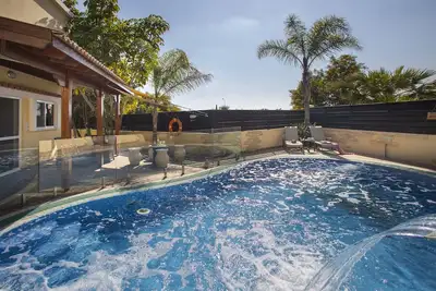 Image de Ansh1 Ayia Napa Tropical Beach Villa