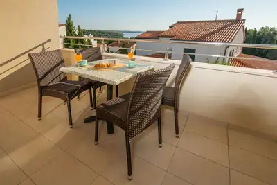 Image de Villa Oliva 2 + 2 Premantura, vue sur la mer