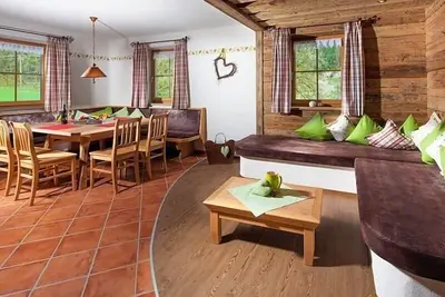 Image de Nr. 1, Ferienwohnung ca. 100 m², 3 Schlafzimmer, Wohnzimmer, Balkon