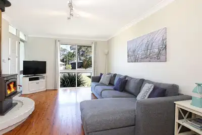 Image de Maison Hayes Beach | Gagnant de plusieurs prix | 4 min à pied de la plage | # 1 évalué sur Stayz