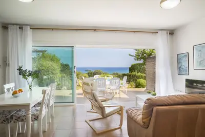 Image de Prsb1335 Sirina Lina Beachfront Suite