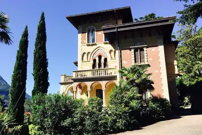 Hébergement de luxe pour 6 personnes dans la villa historique entièrement restaurée