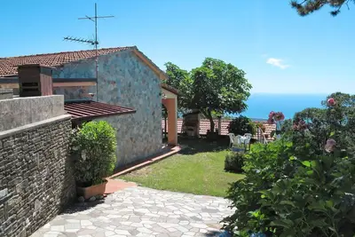 Image de Merveilleuse maison de vacances avec climatisation, Wifi, patio, animaux admis et parking