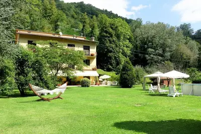 Image de Agréable appartement pour 6 personnes avec piscine, bain à remous, Wifi, Tv, patio et parking