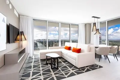 Image de Nouvelle Liste! Hyde Beach House Condo-Resort de luxe 2808