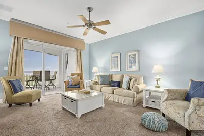 Image de Cinnamon Beach La Bonne Vie, 3 chambres, 8 personnes, vue sur l'océan, 2 piscines, Animaux acceptés