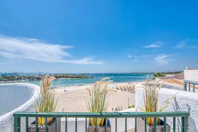 Image de Appartement de luxe Blue Sea Vue  à Alcudia en bord de plage