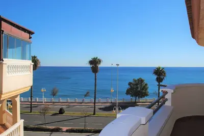 Image de Grand appartement avec vue sur la mer et terrasse