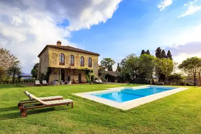 Image de Pool Villa with 4 Bdrs and external Sauna