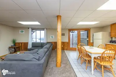 Image de Eagle's Haven - Lower - 2 chambres, 1 salle de bain