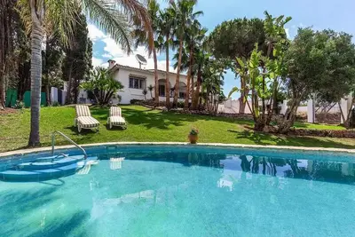 Image de Incroyable villa neuve très proche de Puerto Banus et de la plage.