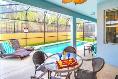 Image de Luxurious Home, Two Master Suites! Cdc Cleaning Standards, Big Pool Area. 6pp917