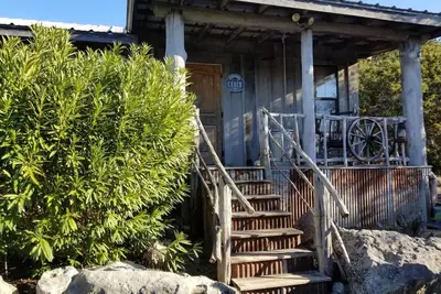 Image de Rustic Cabin Situé sur une paisible, calme Ranch