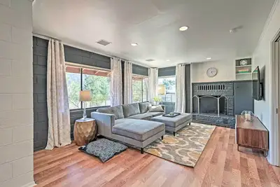 Image de Nouveau! Maison rénovée vintage Uptown w / cour privée