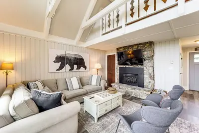 Image de Nouveau! Escapade confortable pour animaux de compagnie 1Mi Ă Beech Mtn Ski