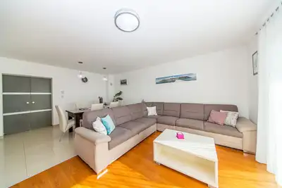 Image de Appartement Luni Trois chambres avec vue sur la mer