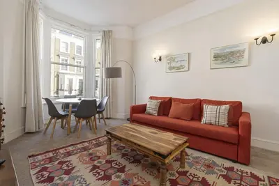 Image de Charming 1 bed flat in West Brompton (sleeps 4)