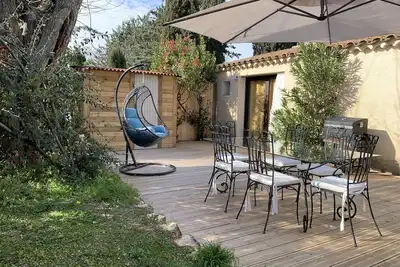 Image de Cosy 2 pièces rénové expo Sud Clim. terrasse & jardin privés Parking à 8mn D'Aix