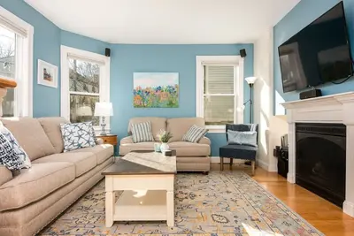 Image de ❁New! Maison historique du centre-ville de Newburyport! ❁