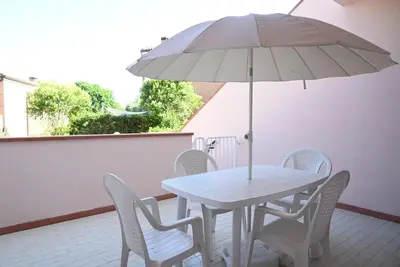 Image de S205 - Sirolo, three-room apartment with porch and a \/ c