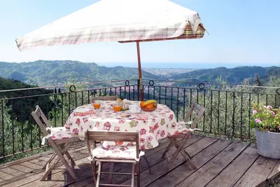 Image de Maison de vacances privée avec piscine privée, Wifi, Tv, terrasse, vue panoramique, parking