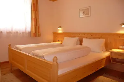 Image de Chambre double confort - Apartmenthaus Gutwenger - Selmerhof