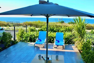 Image de Front de Mer, Splendide Vue sur la Mer à 180°Haut Standing, Parking, Jardin Privé