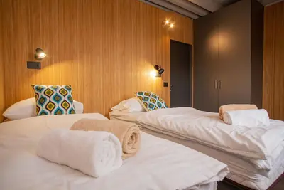 Image de Villa à Zrce, près de la plage, sports nautiques, festival, fête, wifi gratuit, jusqu'à 6 personnes.