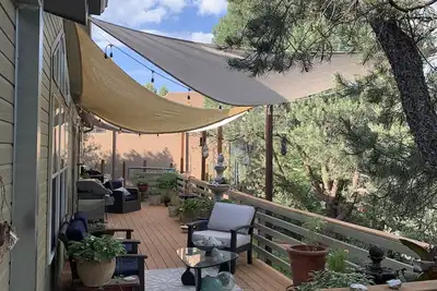 Image de Chant d'oiseau le jour, ciel éclairé par daimond la nuit