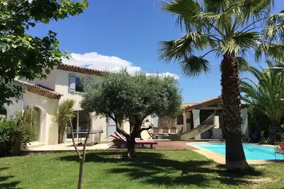 Image de Charmante bastide d'architecte entre Montpellier et la mer