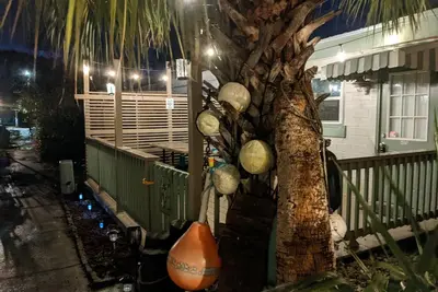Image de Ashlyn's Roll Tide Inn est un refuge de chalet confortable