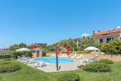 Image de Bel appartement pour 3 personnes avec Wifi, piscine, Tv, terrasse et parking