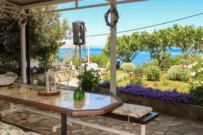 Image de Confortable appartement avec climatisation, Wifi, Tv, terrasse, animaux admis et parking