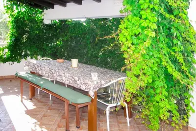 Image de Confortable appartement pour 5 personnes avec climatisation, Wifi, Tv, terrasse et parking