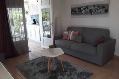 Belle Maison Avec Piscine