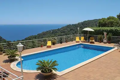 Image de Belle maison à Blanes avec WiFi