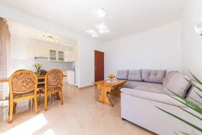 Superbe appartement à Kastel Gomilica