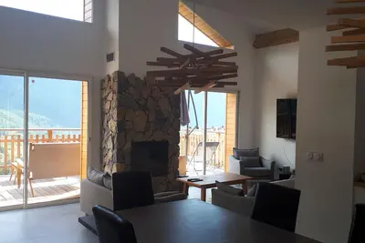 Image de Chalet familial et contemporain à 2 mn de la station de ski \"La Colmiane\"