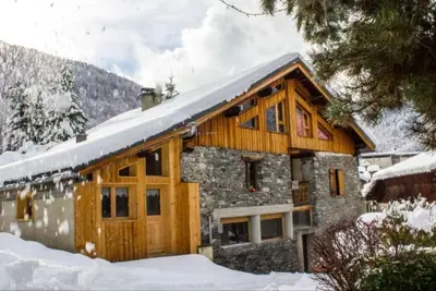 Image de Appartement neuf, 3 étoiles, 4 couchages, dans chalet authentique savoyard