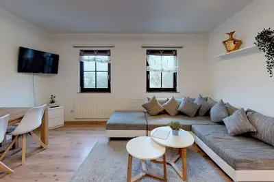 Image de Appartement / app. pour 8 personnes avec 102m² à Rödental (128870)