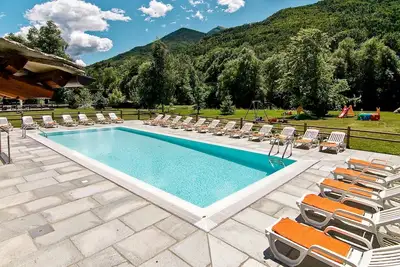 Image de Joli appartement pour 4 personnes avec Wifi, piscine, Tv, terrasse et parking