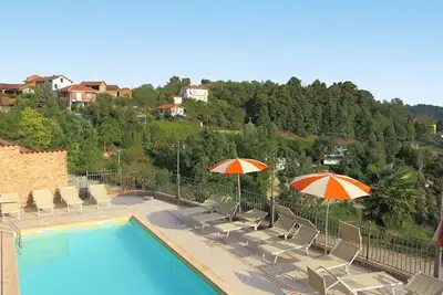 Image de Agréable appartement pour 3 personnes avec Wifi, piscine, Tv, patio, animaux admis et parking