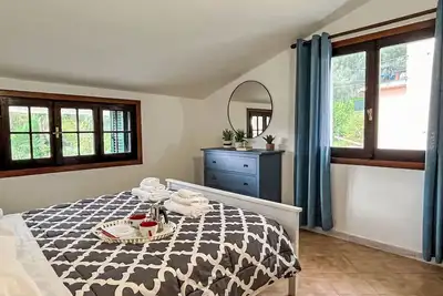Image de Bel appartement avec piscine, Wifi, patio, animaux admis, vue panoramique et parking