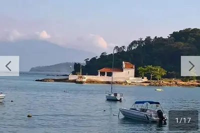 Image de Angra dos Reis, Bonfim avec le Refúgio do Corsário